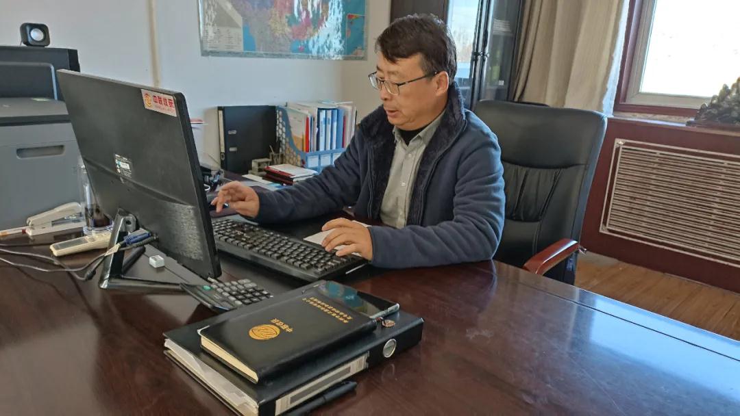 郑州疯狂的猴子游戏网站副总经理杨斌：投身中国农机化事业，我骄傲！